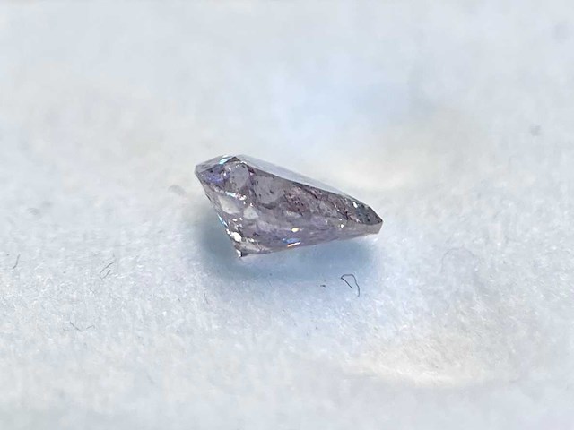 Roze diamant 0.40 carat natuurlijke roze diamant gecertificeerd - afbeelding 2 van  4