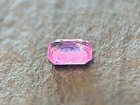 Roze saffier - 0.77 carat natuurlijke roze saffier - afbeelding 3 van  5