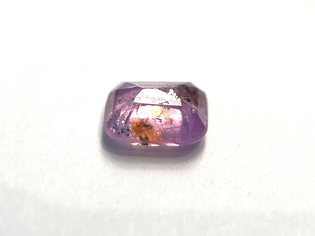 Roze saffier - 0.83 carat natuurlijke roze saffier - afbeelding 2 van  5