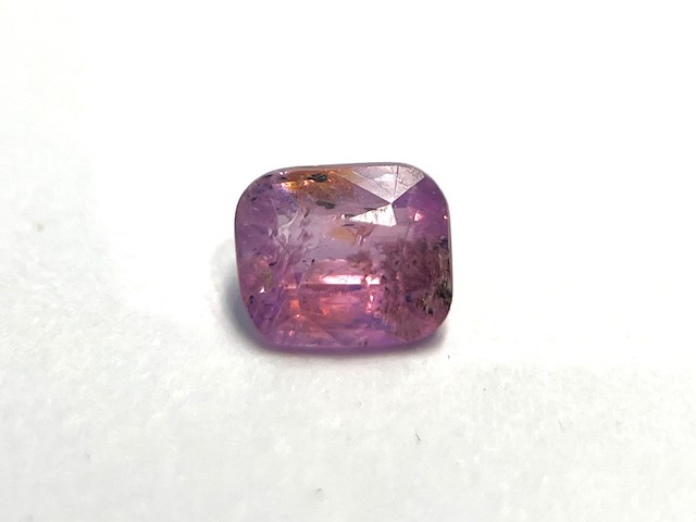 Roze saffier - 0.83 carat natuurlijke roze saffier - afbeelding 1 van  3