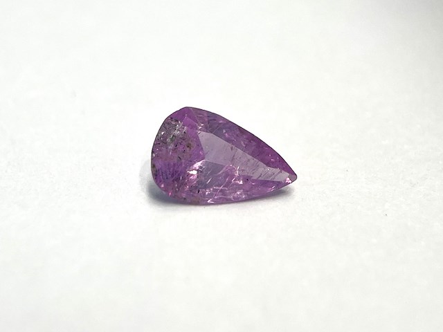 Roze saffier - 0.85 carat natuurlijke roze saffier - afbeelding 1 van  5