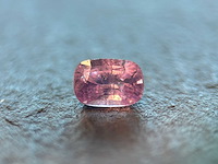Roze saffier - 1.86 carat echte natuurlijke roze saffier