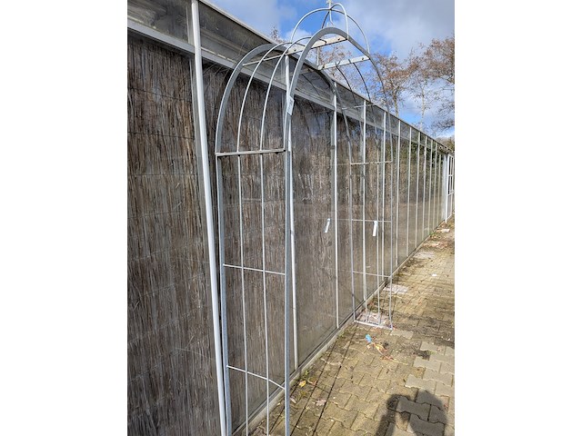 Rozenboog - afbeelding 2 van  5