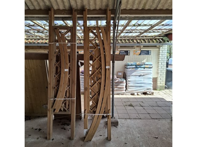 Rozenboos grenen - afbeelding 1 van  3