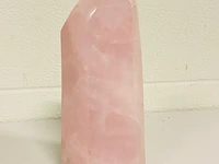 Rozenkwarts obelisk