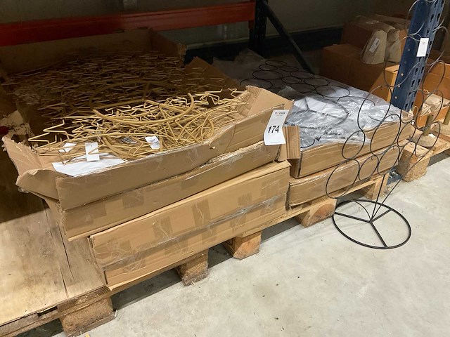 Rpe40, rpp bloemhoezen, metalen kerstbomen - afbeelding 11 van  19