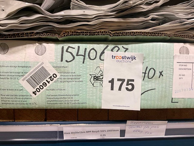 Rpe40, rpp bloemhoezen, metalen kerstbomen - afbeelding 15 van  19