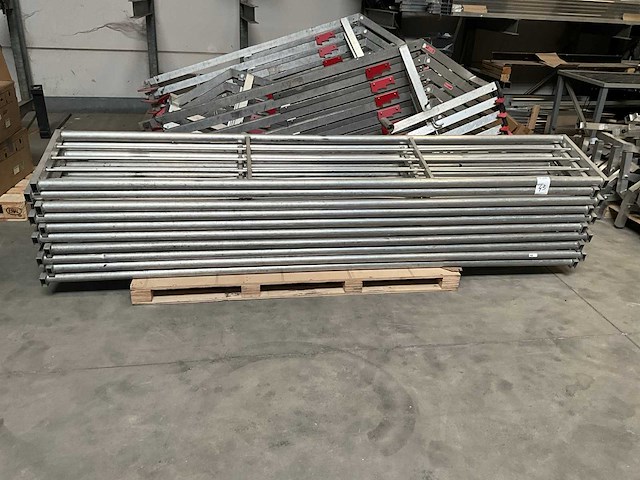 Rrs s217-s219 dakrand val beveiliging klasse c steile daken(30mtr) - afbeelding 1 van  1