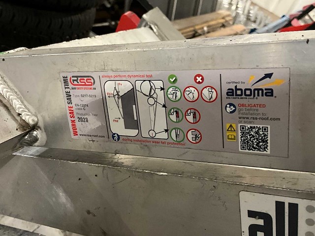 Rss staander schuindak dakrandbeveiliging (14x) - afbeelding 12 van  12