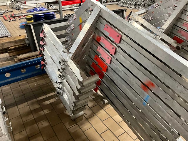 Rss staander schuindak dakrandbeveiliging (21x) - afbeelding 15 van  16