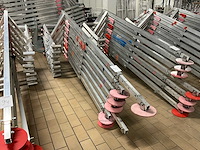 Rss staander schuindak dakrandbeveiliging (7x) - afbeelding 1 van  7