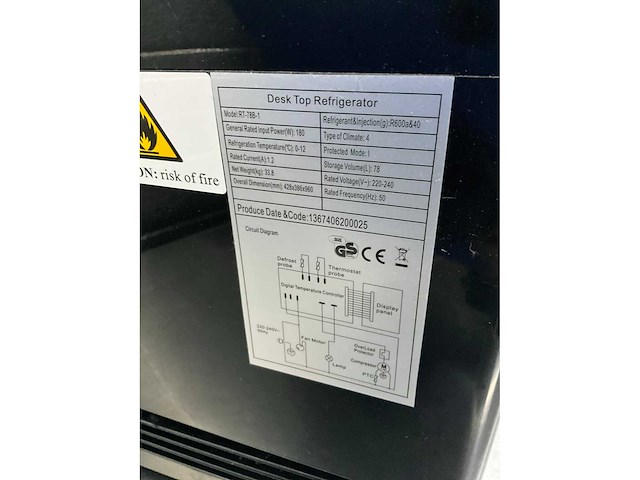 Rt-78b-1 gebaksvitrine - afbeelding 7 van  7