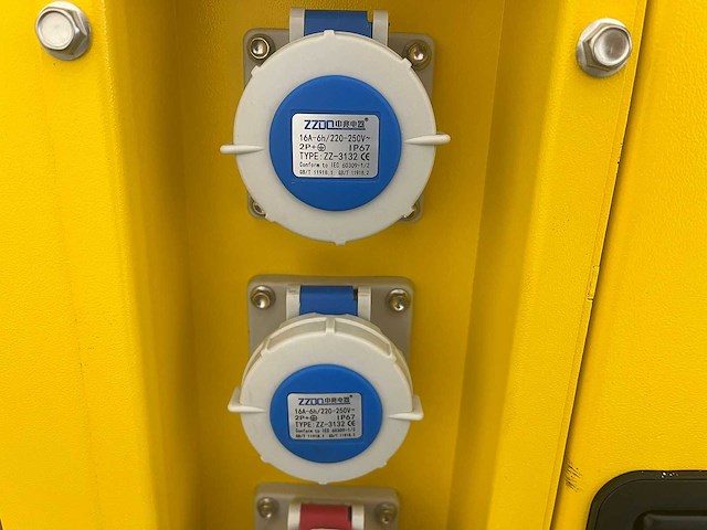 Rte - 2025 - 6742 - 100 kva noodstroomaggregaat 380v - afbeelding 11 van  21