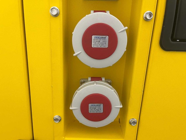 Rte - 2025 - 6742 - 100 kva noodstroomaggregaat 380v - afbeelding 18 van  26