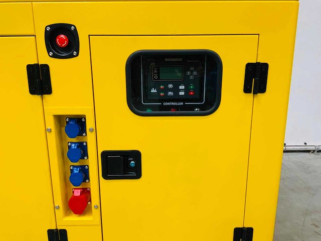 Rte - 2025 - 6742 - 100 kva noodstroomaggregaat 400v - afbeelding 8 van  12