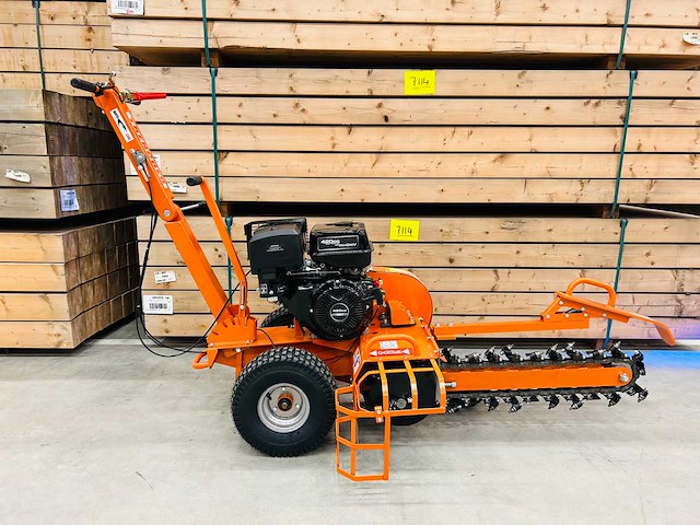 Rte - 2025 - 6776 - sleuvengraafmachine - afbeelding 10 van  12