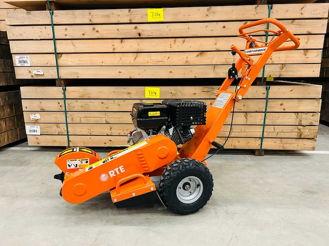 Rte - 2025 - 6777 - stump grinder - afbeelding 1 van  9