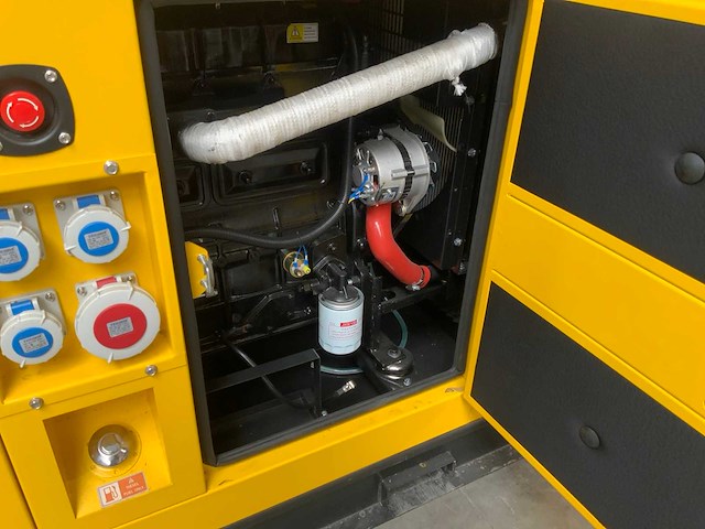 Rte - 2025 - 7423 - 25 kva noodstroomaggregaat 400v - afbeelding 7 van  13