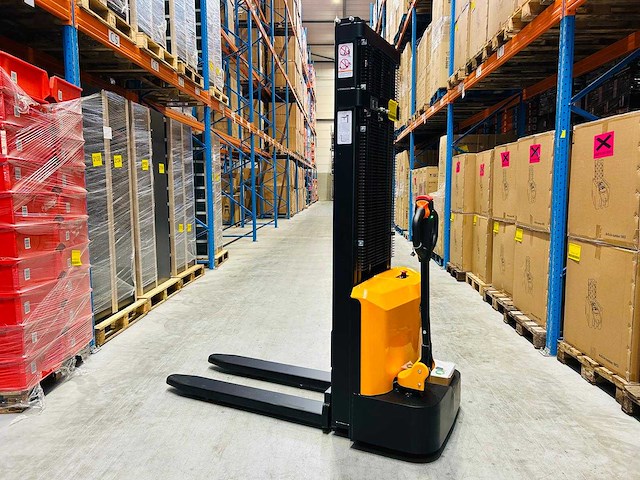 Rte - 2025 - 7861 - stapelaar 3.0m - afbeelding 2 van  9