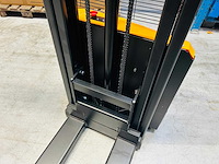 Rte - 2025 - 7862 - stapelaar 3.5m - afbeelding 4 van  15