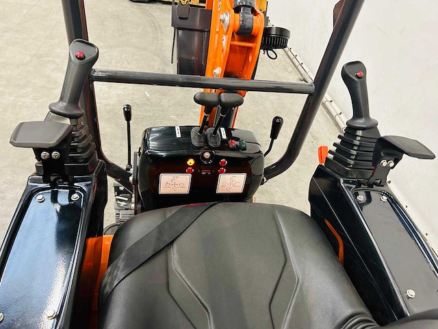 Rte - 2025 - cre120 - minigraafmachine kubota euro 5 - afbeelding 14 van  24
