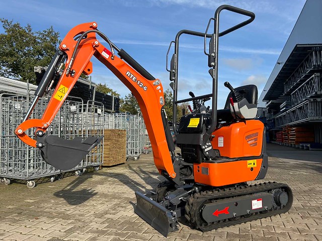 Rte - 2025 - cre120 - minigraafmachine kubota euro 5 - afbeelding 1 van  36