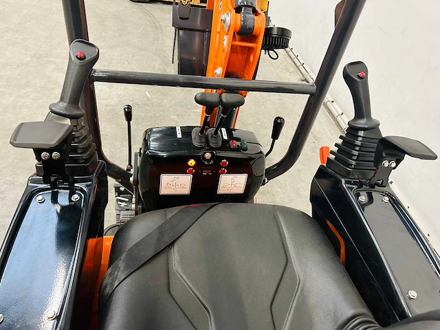 Rte - 2025 - cre120 - minigraafmachine kubota euro 5 - afbeelding 16 van  32