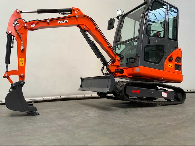 Rte - 2025 - cre213 - minigraafmachine kubota euro 5 met cabine - afbeelding 8 van  28