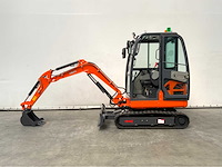Rte - 2025 - cre213 - minigraafmachine kubota euro 5 met cabine - afbeelding 7 van  35