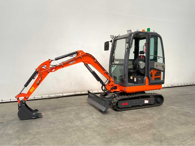 Rte - 2025 - cre213 - minigraafmachine kubota euro 5 met cabine - afbeelding 32 van  37