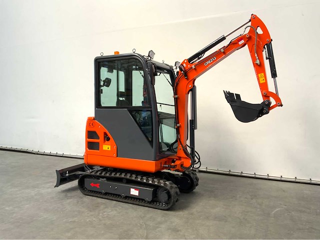 Rte - 2025 - cre213 - minigraafmachine kubota euro 5 met cabine - afbeelding 13 van  35