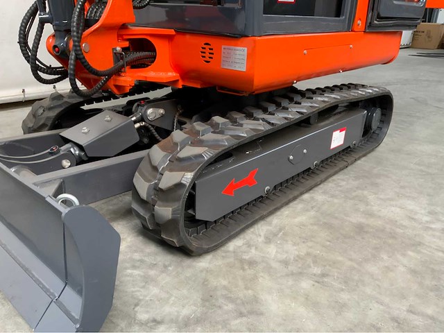 Rte - 2025 - cre213 - minigraafmachine kubota euro 5 met cabine - afbeelding 11 van  26