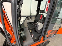 Rte - 2025 - cre213 - minigraafmachine kubota euro 5 met cabine - afbeelding 12 van  26