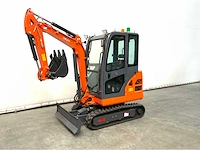 Rte - 2025 - cre213 - minigraafmachine kubota euro 5 met cabine