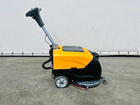 Rte - 2025 - fs40 - vloerschrobzuigmachine - afbeelding 11 van  12