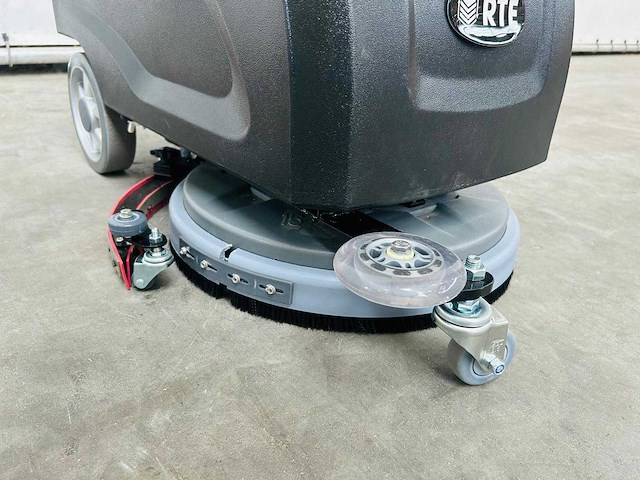 Rte - 2025 - fs40 - vloerschrobzuigmachine - afbeelding 5 van  10