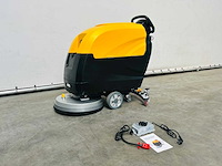 Rte - 2025 - fs50 - vloerschrobzuigmachine - afbeelding 2 van  15