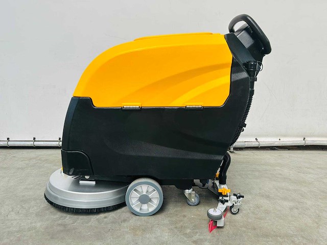 Rte - 2025 - fs50 - vloerschrobzuigmachine - afbeelding 5 van  21