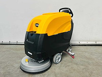 Rte - 2025 - fs50 - vloerschrobzuigmachine - afbeelding 4 van  15