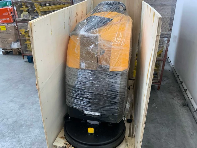 Rte - 2025 - fs50 - vloerschrobzuigmachine - afbeelding 1 van  24