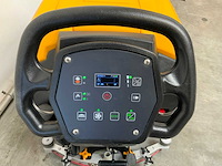 Rte - 2025 - fs50-sd - vloerschrobzuigmachine zelfrijdend - afbeelding 10 van  15