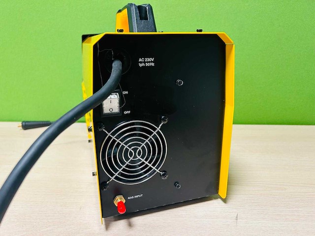 Rte - 2025 - mig200 7672 - mig lasapparaat 200a - afbeelding 1 van  10