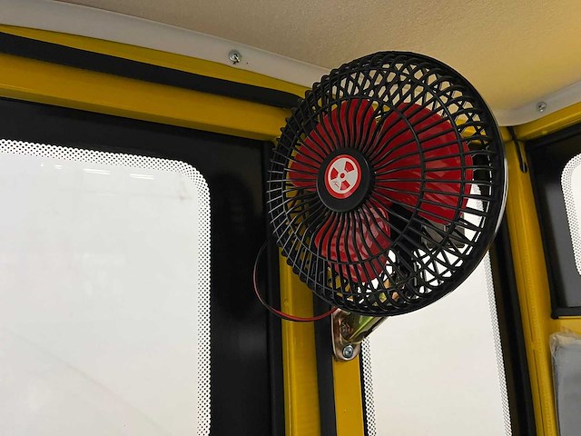 Rte - 2025 - st150 - veegmachine - afbeelding 21 van  28