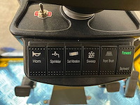 Rte - 2025 - st150 - veegmachine - afbeelding 10 van  20