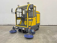 Rte - 2025 - st150 - veegmachine - afbeelding 6 van  20