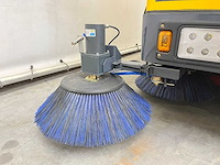 Rte - 2025 - st150 - veegmachine - afbeelding 2 van  28