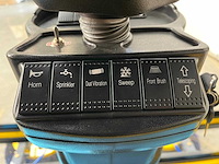Rte - 2025 - st400 - straatveegmachine - afbeelding 3 van  28