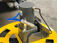 Rte - 2025 - st400 - straatveegmachine - afbeelding 15 van  28