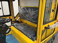 Rte - 2025 - st400 - straatveegmachine - afbeelding 18 van  28