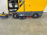 Rte - 2025 - st400 - straatveegmachine - afbeelding 6 van  28
